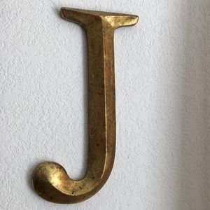 Meet your Posher, Hallie